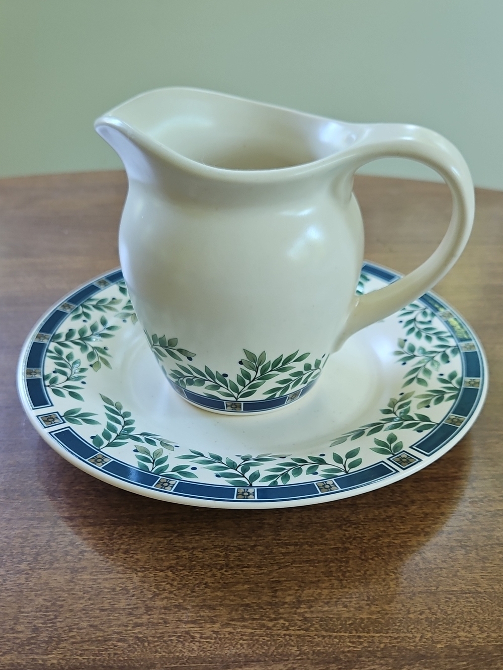 Pfaltzgraff Sylvan Court Creamer/Pitcher and Plate